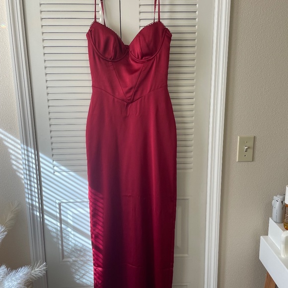 House of CB Dresses & Skirts - House of CB: Stefani Red